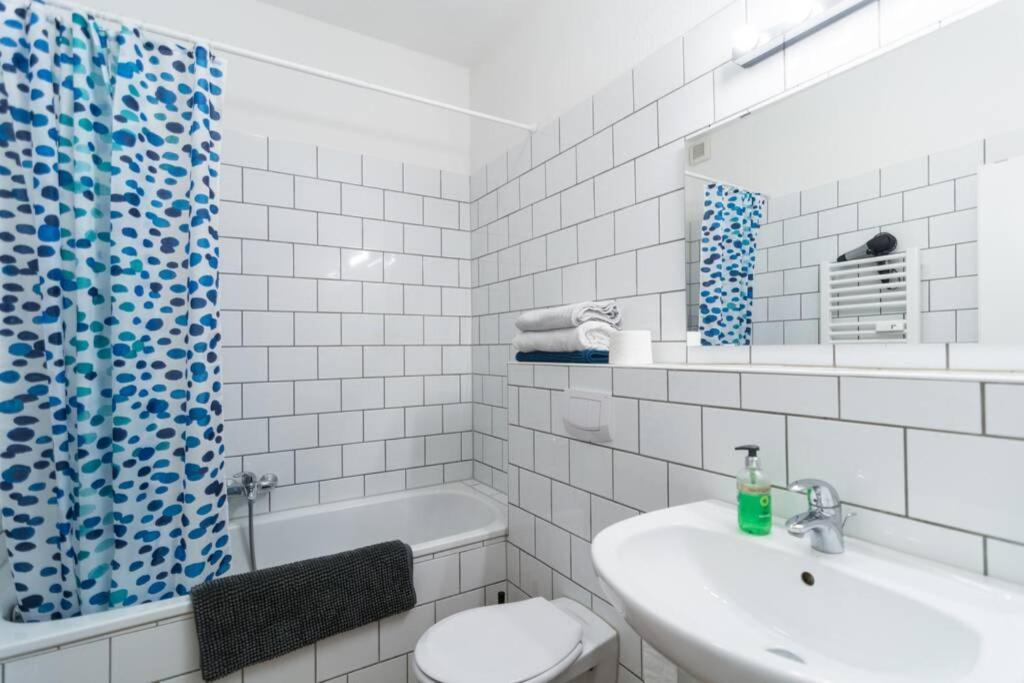 Apartment 120 Qm -3 Schlafzimmer-2 Baeder- Fuer 7 Gaeste Ντίσελντορφ Εξωτερικό φωτογραφία