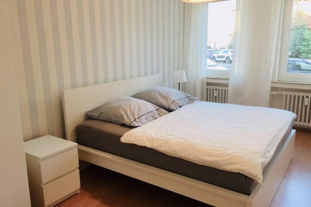 Apartment 120 Qm -3 Schlafzimmer-2 Baeder- Fuer 7 Gaeste Ντίσελντορφ Εξωτερικό φωτογραφία